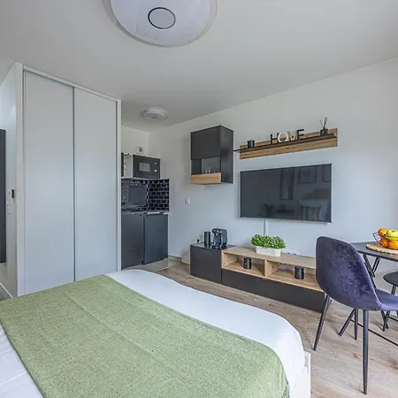 Entre Paris & Disneyland Apartman